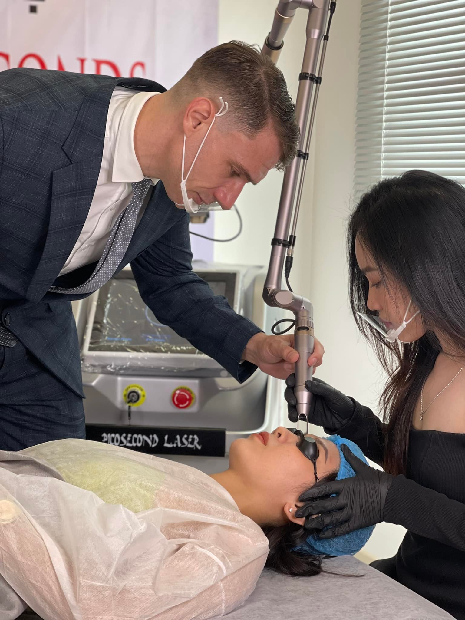 Chuyển giao máy Laser Picoseconds cho Master Thảo Trần ✅ | HPMED 4 hpmed chuyển giao máy laser picoseconds cho master phun xăm Thảo Trần - 03