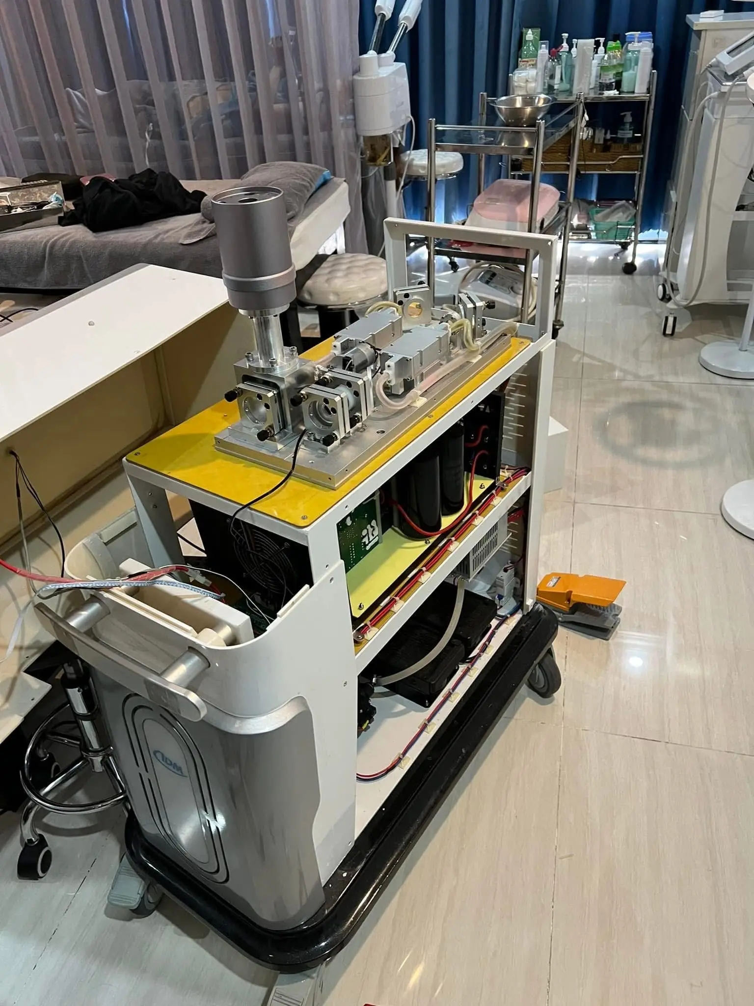 sửa máy trị nám