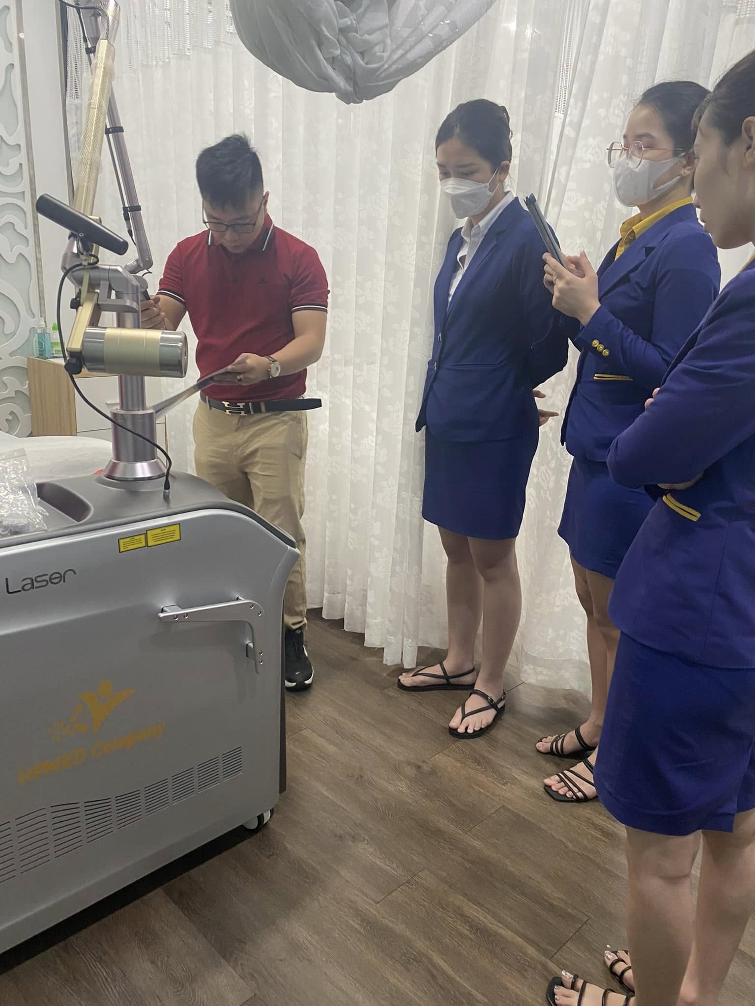 HPMED chuyển giao máy Laser Picoseconds cho TMV Ngọc Dung tại Trần Duy Hưng, Cầu Giấy, Hà Nội 5 HPMED Chuyển Giao Công Nghệ Máy Laser Picoseconds Cho TMV Ngọc Dung