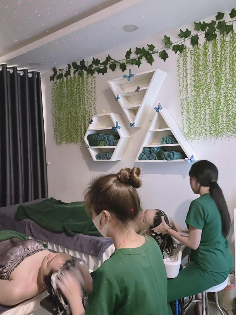 Hình 7: Xinh Beauty Spa & Clinic sở hữu không gian tươi mát, nhẹ nhàng