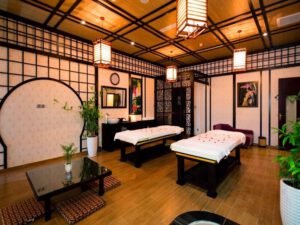 Hình 8: Bạn nên chú ý đến không gian và các phương pháp làm đẹp tại Spa