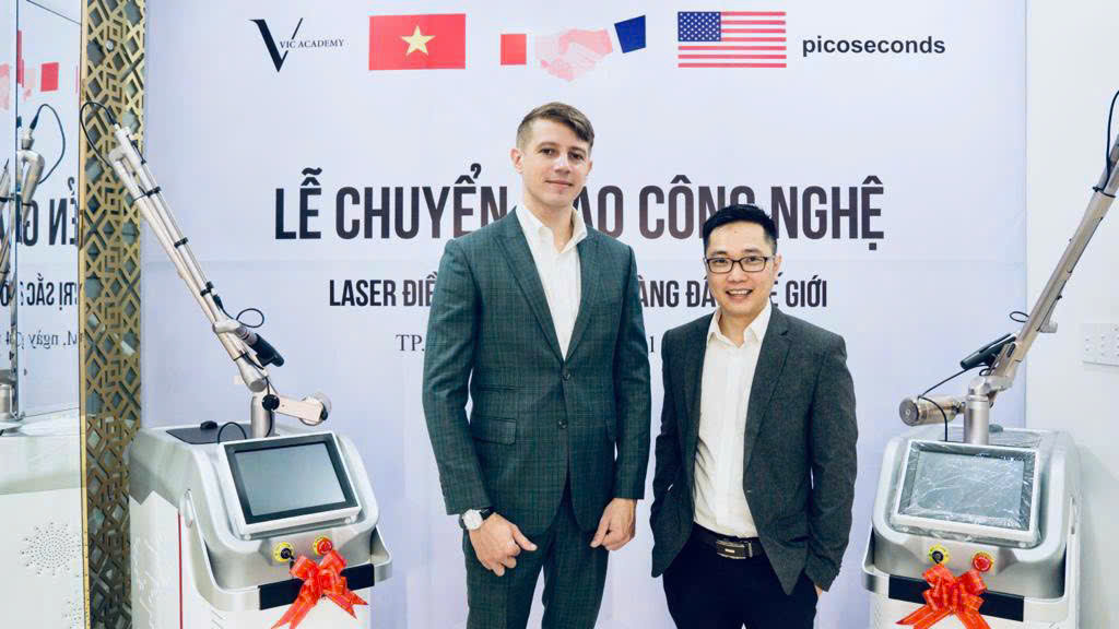 hpmed cung cap may laser picoseconds cho maser cao huong vic academy 2