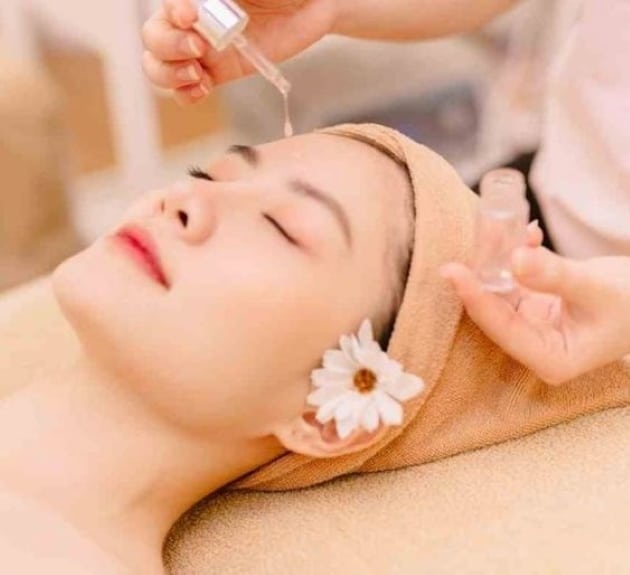 Spa Trị Mụn Là Gì? các phương pháp trị mụn tại spa !