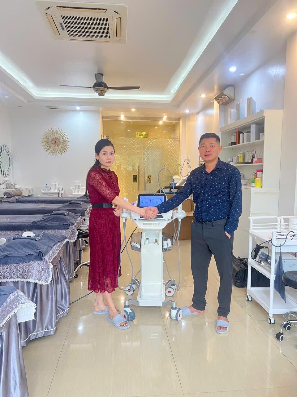HIFU Medilux 💎 HPMED Chuyển Giao Công Nghệ Tại Thẩm Mỹ Viện Lê Hoài 2 Chuyển giao máy HIFU Medilux cho Thẩm mỹ viện Lê Hoài - 02