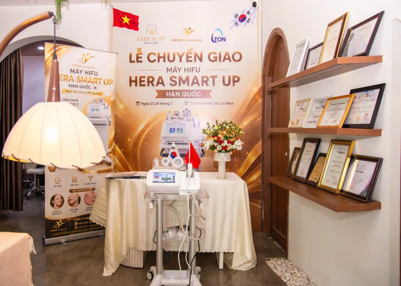 Không gian lễ chuyển giao máy HIFU Hera Smart Up tại ATBEAUTY TP.HCM