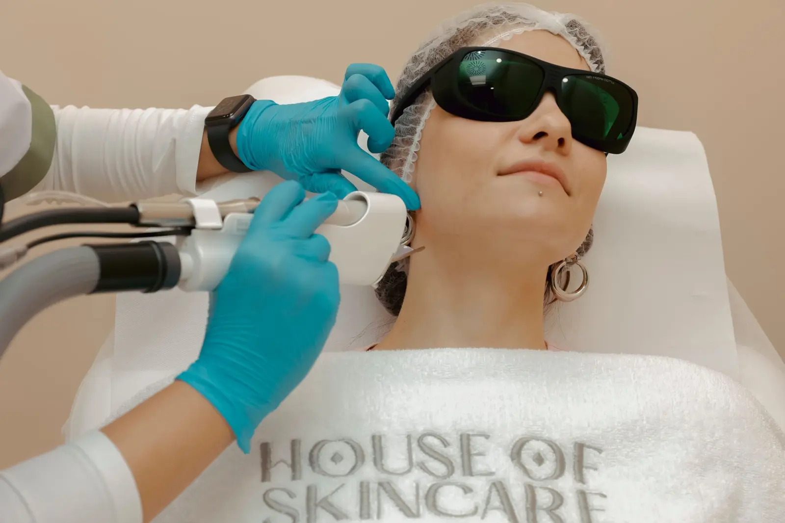 FDA Clears 1726nm Laser Acne Vulgaris Treatment