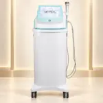 Máy LDM Sono HIPRO-L với màn hình viền xanh và xe đẩy trên nền ngà vàng champagne