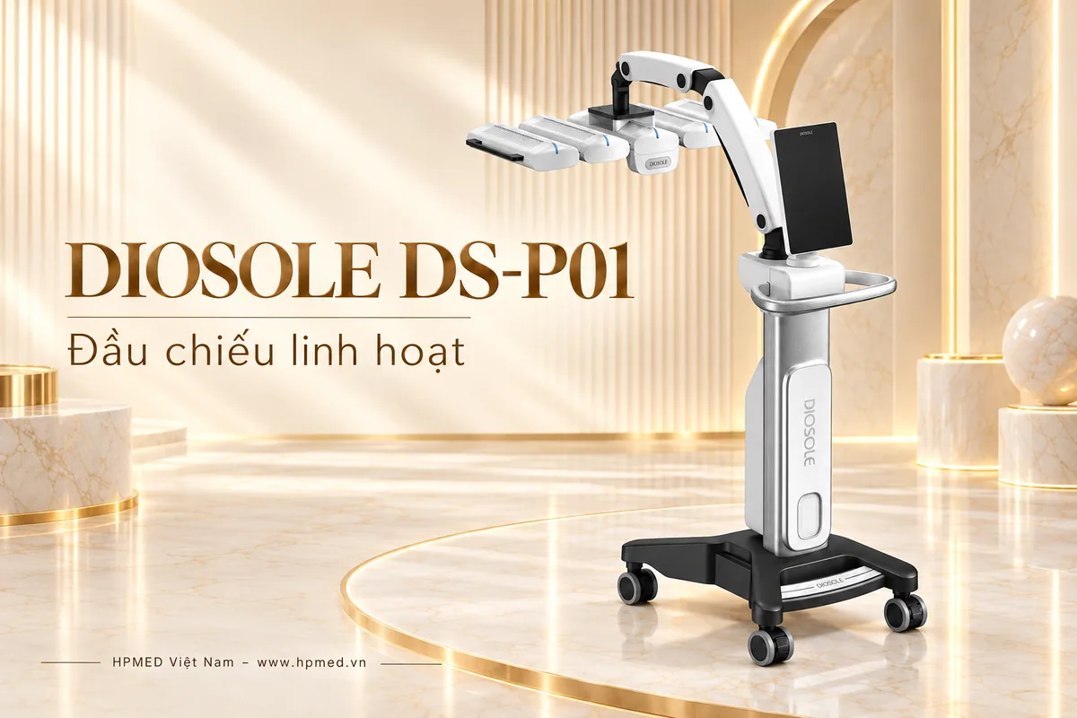 Đèn ánh sáng sinh học có tác dụng gì và cách chọn cho spa 2 Diosole DS-P01 với cụm đèn nhiều tấm, màn hình xoay và tay đỡ điều chỉnh
