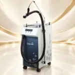 Máy thổi lạnh Cryo-Jet với thân máy xanh trắng, ống dẫn khí và giá đỡ ống tùy chọn